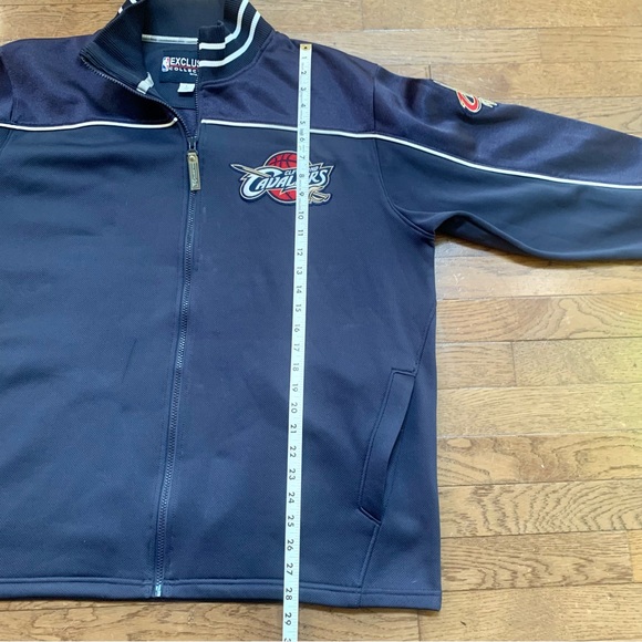 ⭐️SOLD⭐️Cleveland Cavaliers NBA Majestic Full Zip Jacket | Size L | Navy Blue - Picture 9 of 12